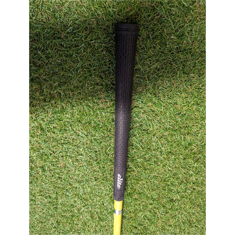 Titleist 915 Driver 9.5°, Tour AD Stiff, inkl. Headcover