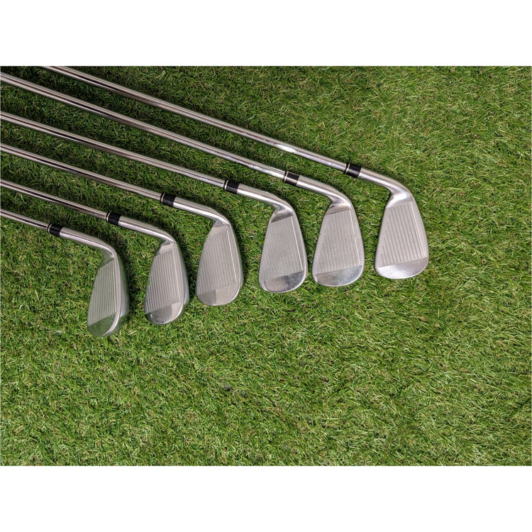 TaylorMade AeroBurner Eisen 5-PW KBS Stiff, top