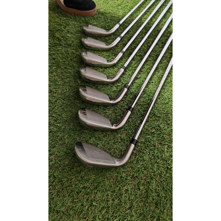 Callaway Warbird Eisensatz 5-SW, Uniflex Schaft | Gebraucht