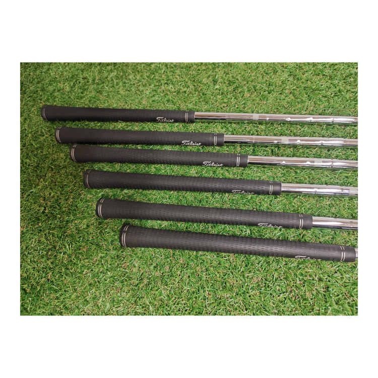 Titleist AP1 Eisen 5-PW in Stiff Flex (Stahlschaft)