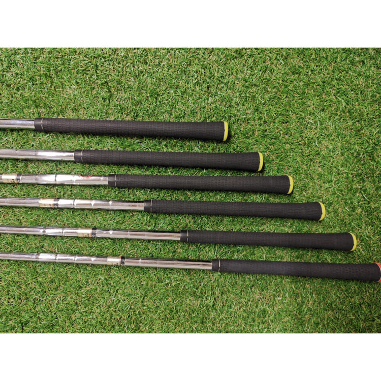TaylorMade M2 Golf Eisen 5-PW in Stiff Flex (Stahl)