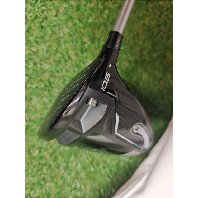 Mizuno ST200X Driver 10.5° mit Headcover, gepflegt