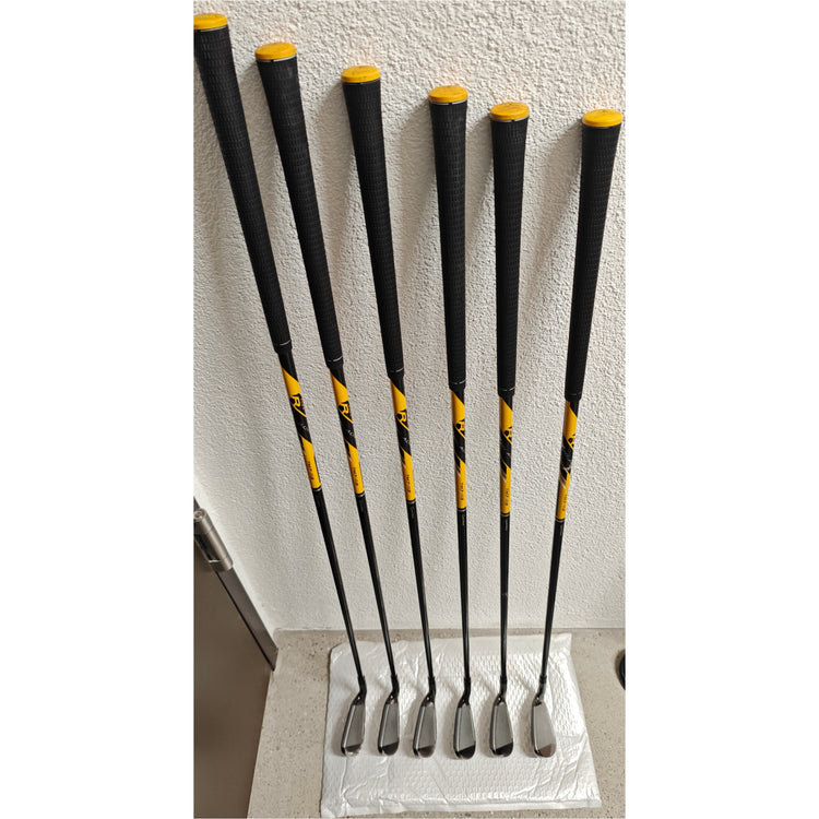 TaylorMade RocketBladez MAX TM7-113 Eisen Set 5–9 + PW (R)