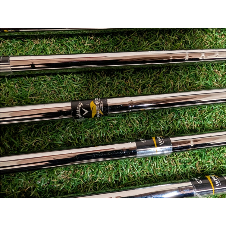 Callaway Warbird Eisen 5-PW Uniflex, gut