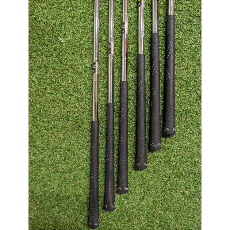 Callaway Warbird Eisen 5-PW Uniflex, gut