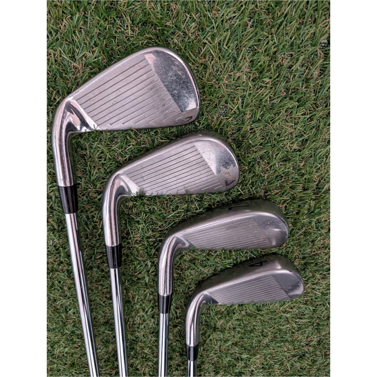 Titleist AP1 712 Eisen 4-PW + W (8 Schläger)