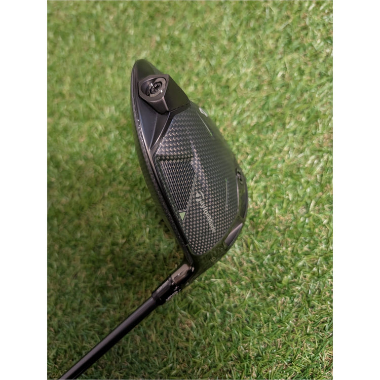 TaylorMade Qi35 Driver 9°, TM55 Stiff, inkl. Headcover