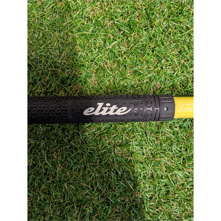 Titleist 915 Driver 9.5°, Tour AD Stiff, inkl. Headcover