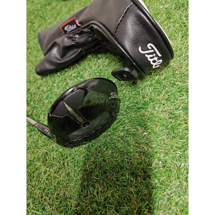 Titleist TSR 3 3er Holz (15°) in Stiff Flex