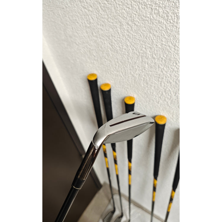 TaylorMade RocketBladez MAX TM7-113 Eisen Set 5–9 + PW (R)