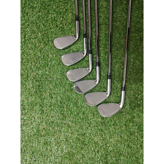 TaylorMade Burner 5-PW Eisen (Regular Flex) Top Zustand