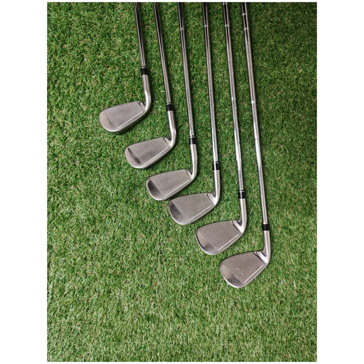 TaylorMade M2 Eisensatz, Stahlschaft, Stiff Flex | Gebraucht