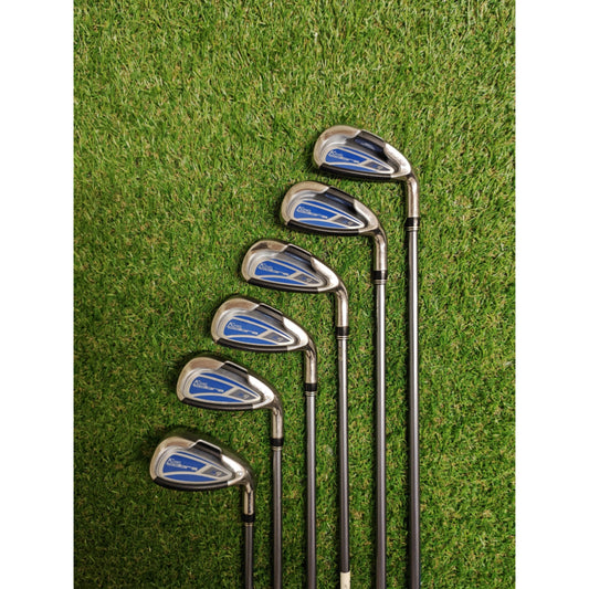 Cobra Golf Eisen 6–SW in Women-Flex mit Graphitschaft