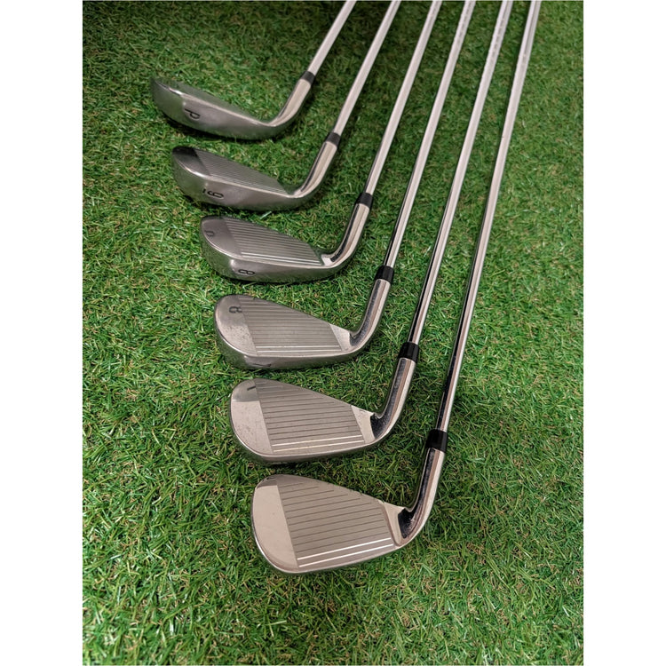Callaway Warbird Eisen 5-PW Uniflex, gut