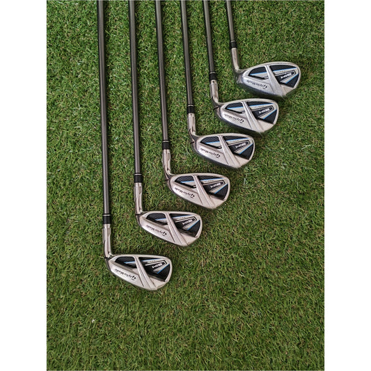 TaylorMade SIM MAX Eisen 6-SW, Graphitschaft TM60 Regular