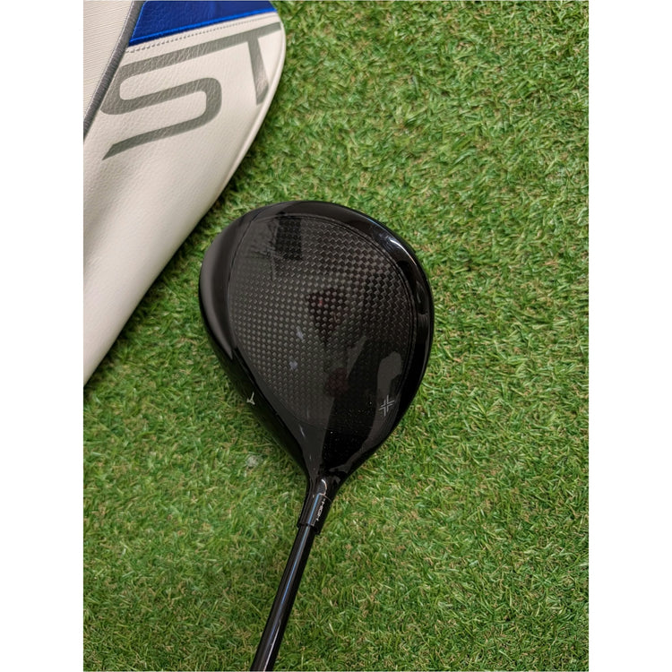 Mizuno ST-X Driver, Tour AD Stiff, inkl. Cover