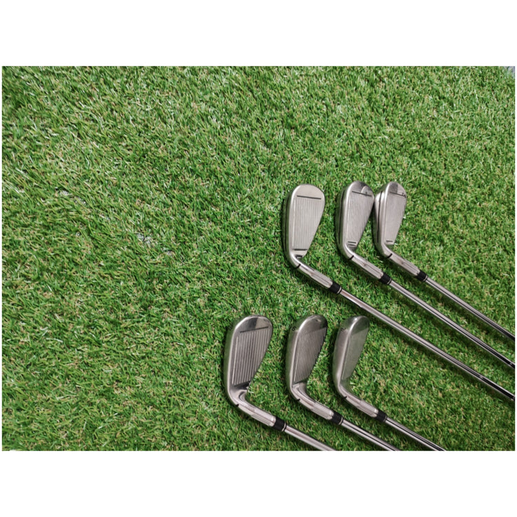 TaylorMade M2 Golf Eisen 5-PW in Stiff Flex (Stahl)
