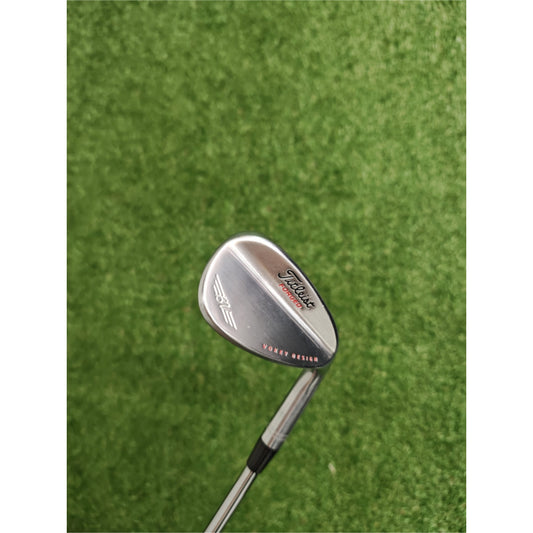 Titleist Vokey Forged 52° Wedge – S200 Dynamic Gold
